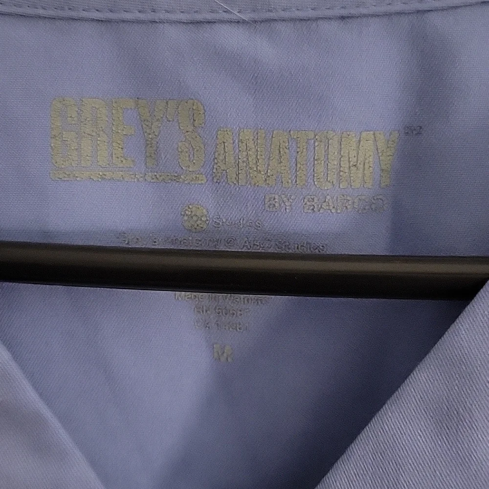 Scrub Set - Picture 2 of 7